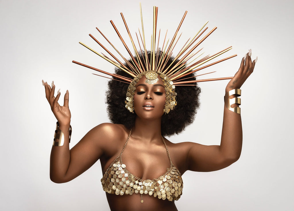 Tote&Carry X Amara La Negra Interview - The Blog interview