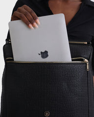 PADDED LAPTOP COMPARTMENT